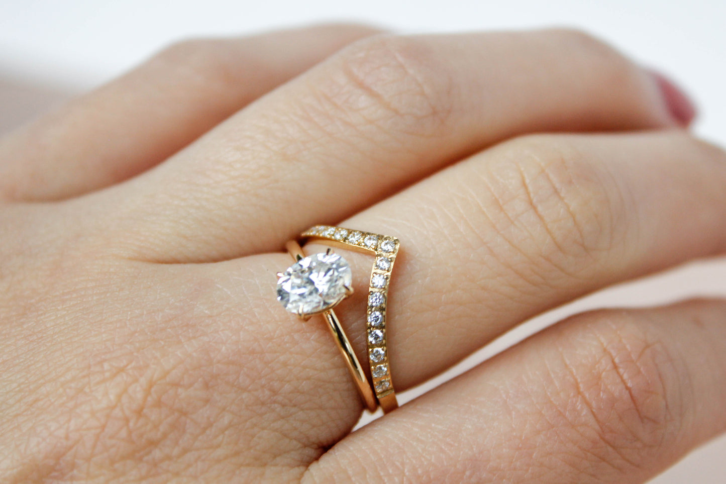 1 CT Oval Cut Moissanite Solitaire Ring