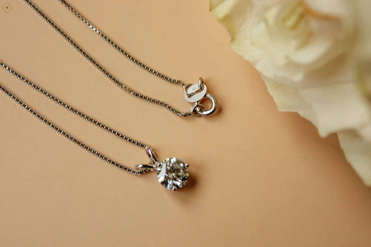 1 CT Three Prongs Solitaire Moissanite Necklace
