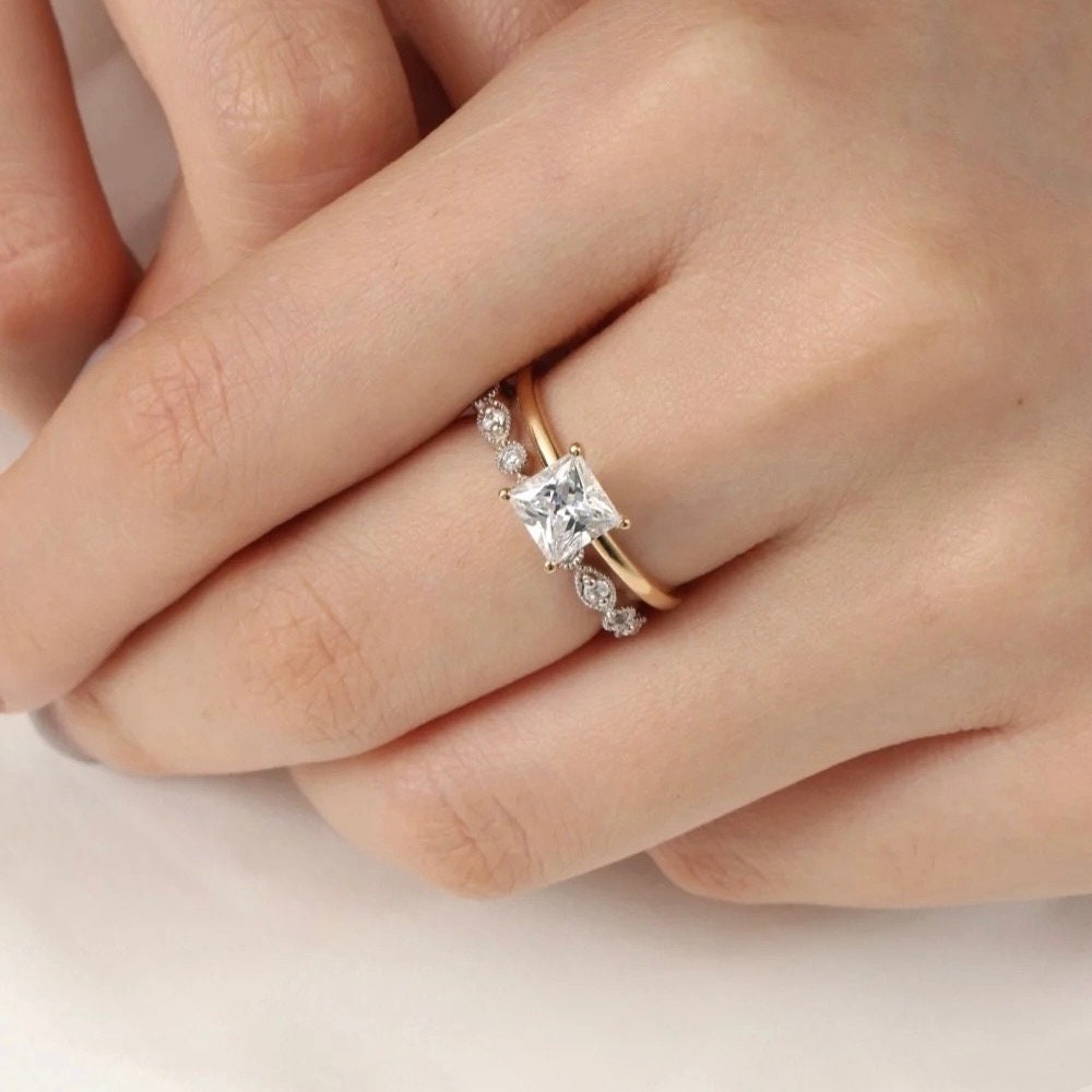 1 CT Princess Cut Solitaire Moissanite Engagement Ring